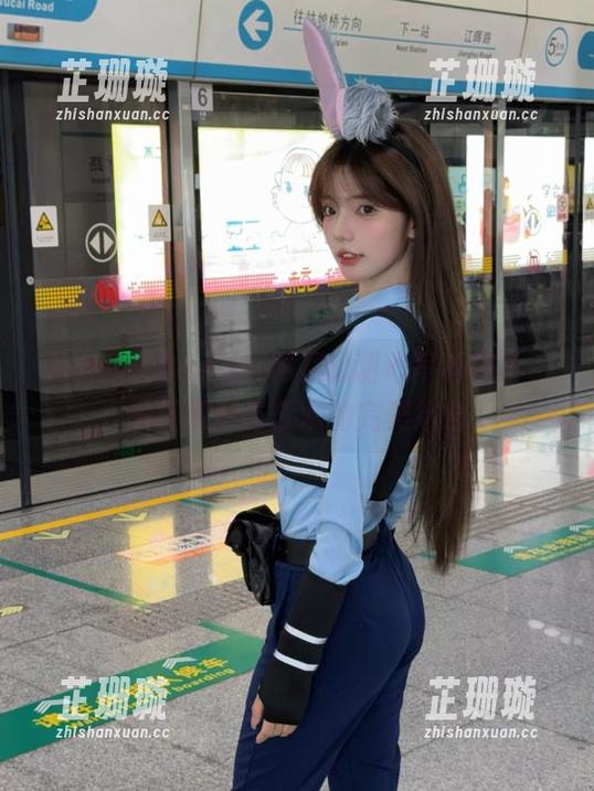 免费欣赏Bangni邦尼的甜心写真照片，感受摄影与艺术的完美结合