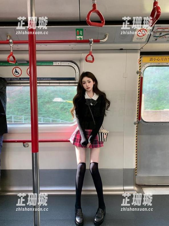 CANDY糖果画报 - 在线发掘芊慧baby的万圣节写真资源，打造属于你的节日梦幻故事