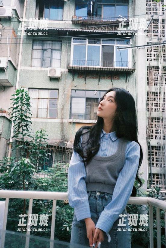 透过Dami(퀸다미)双人写真在线欣赏原图，寻找照片里的温暖与情感