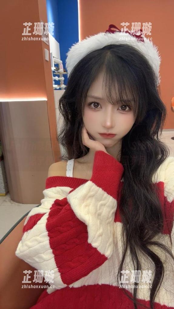 Feilin嗲囡囡 - 最新图册发布，SiByl李思宁校服写真带你重温校园岁月