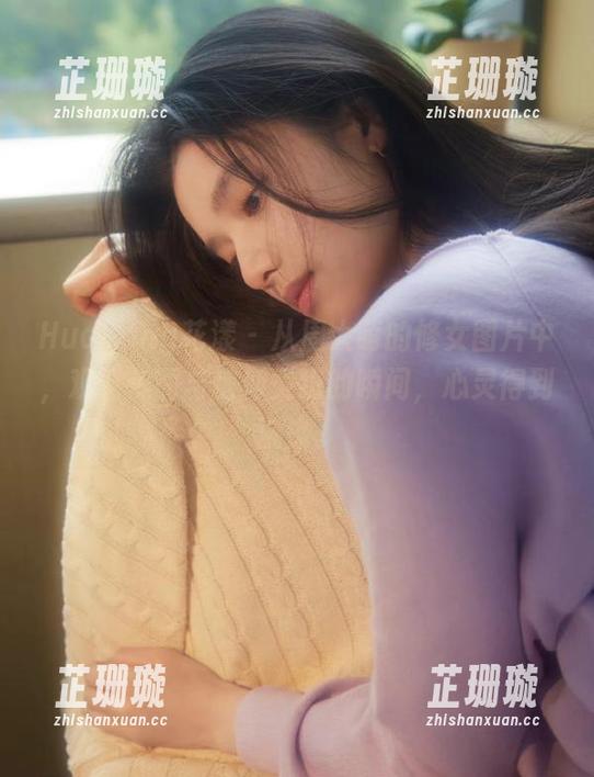 HuaYang花漾 - 从周大萌的修女图片中，观看美丽与信仰交织的瞬间，心灵得到洗涤。