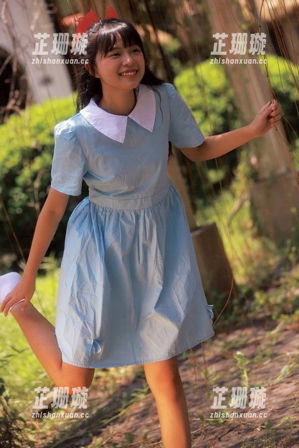 IMZSOCK爱美足-婷婷 IMZSOCK爱美足 - 梦幻丝袜与婷婷的魅力:全套写真全集等你来下载,别错过哦!