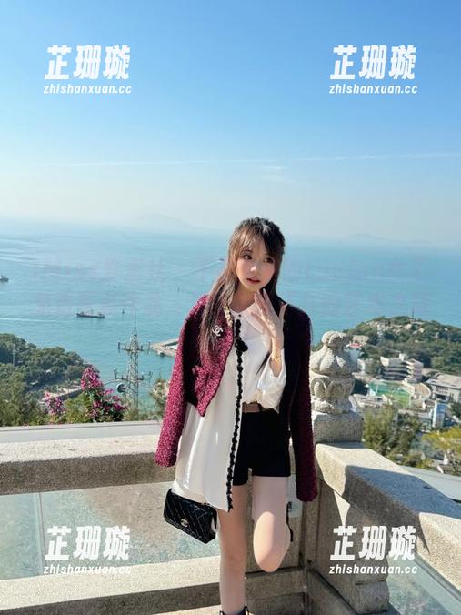 IMiss爱蜜社 - 不容错过的Luvian女王免费写真作品，见证女王不凡的艺术之旅！