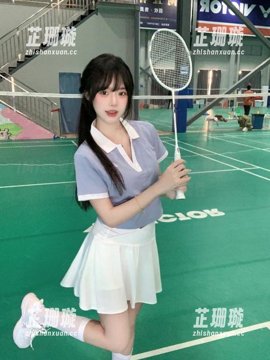 IMiss爱蜜社 - 在周于希的教室探索，发掘写真原图的无限可能性