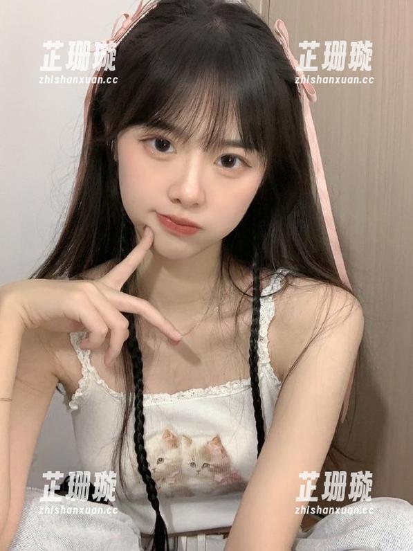 Kimoe激萌文化-沈欣雨 Kimoe激萌文化 - 释放个性与优雅:沈欣雨的白衬衫作品福利,捕捉时尚与生活交汇点