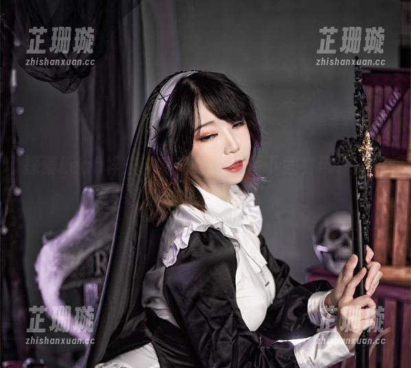 探索Leah梓未的私蜜助理套图下载，带你走进她的美丽世界！
