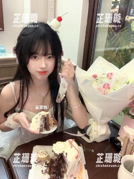 MFStar模范学院 - 方子萱私拍美图精选，蕾丝风尚展现出无与伦比的美感