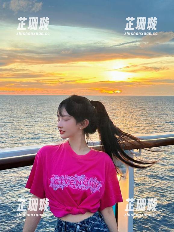 MTYH喵糖映画 想要甜蜜亮眼?来喵糖映画,免费获取粉色睡裙的精美原图!