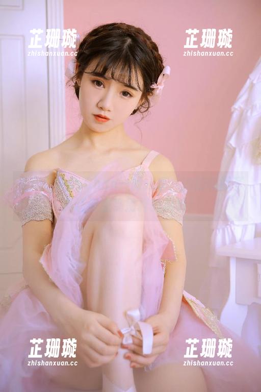与PuyPuyChan一同分享，她的和服写真让你感受别样的风情！