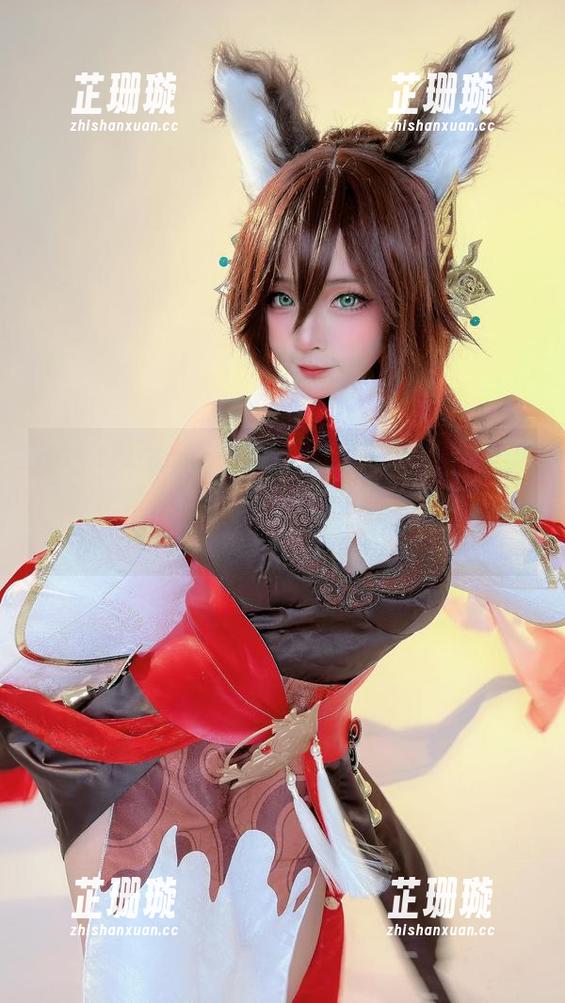 SayoMomo的独特魅力：FATE美游·艾德费尔特野兽ver精选合集走进梦幻之境！