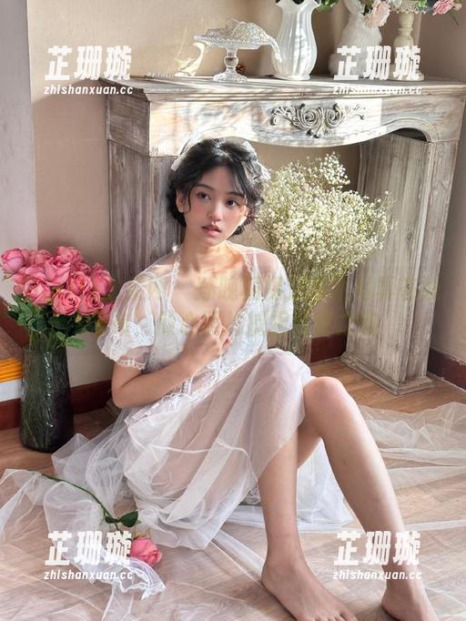 UGirls尤果网 - 孙晚桐裸足艺术写真在线发布，倾心照片捕捉自然之韵