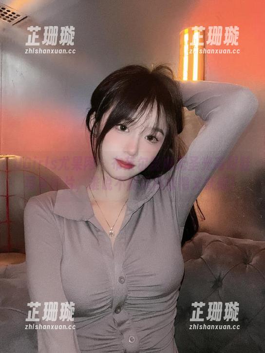 UGirls尤果网 - 布莱尔昆娜无圣光高跟鞋写真图片，谁说不能玩得惊艳又妖娆！