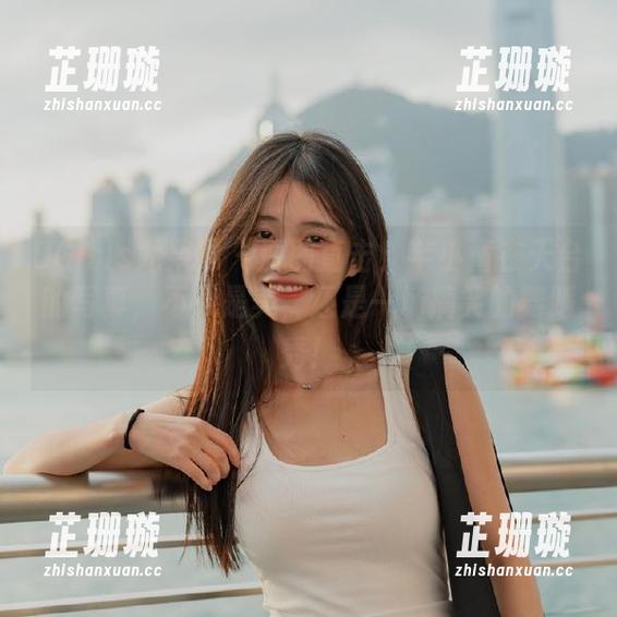UGirls尤果网 - 原图直击！芊小童在天台的写真，不只是美，还是一场搞笑的舞蹈秀！