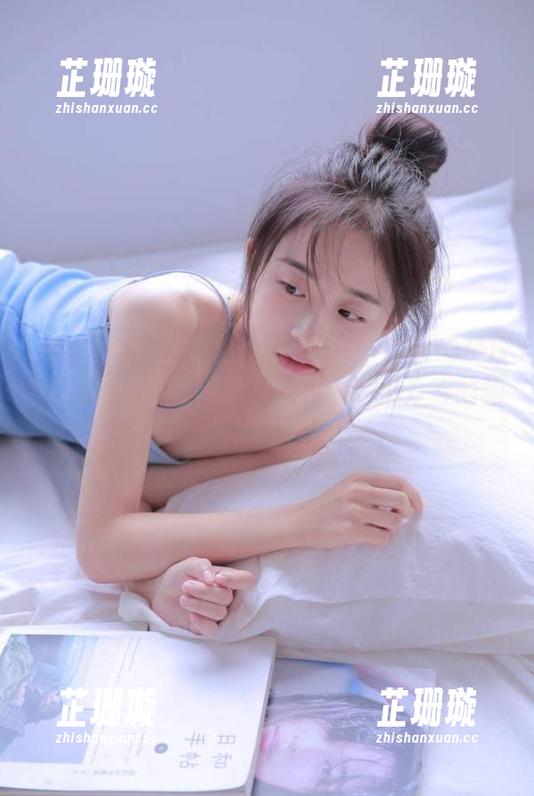 UGirls尤果网-若彤BOOMBOOM UGirls尤果网 - 让我们观看若彤BOOMBOOM的水手服写真,图片勾勒出青春的绚丽与清新