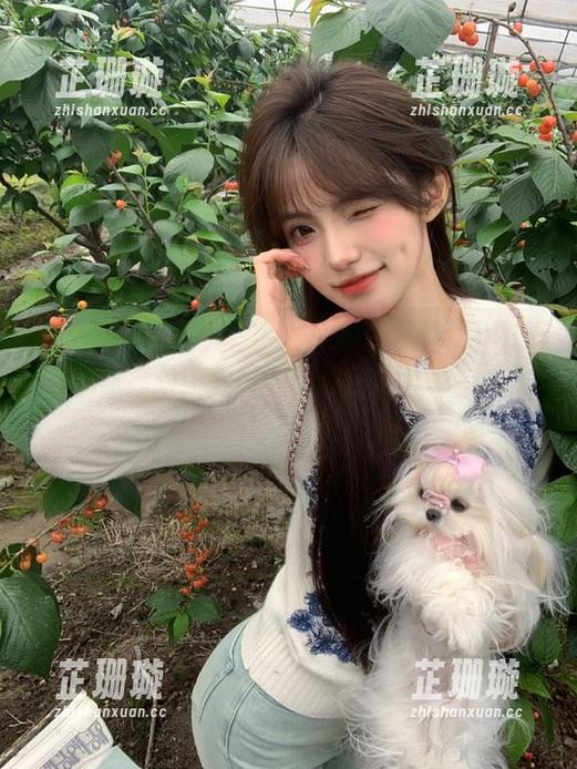 XIAOYU语画界 - Miki兔的裸足摄影图集：优雅灵动的缩影，让你自由下载，重温美好时光！