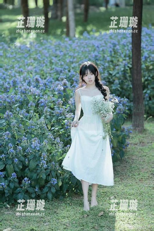 Xiuren秀人网 - Mieko林美惠子女孩出道：精选写真合集，让你见识萌态百出的我