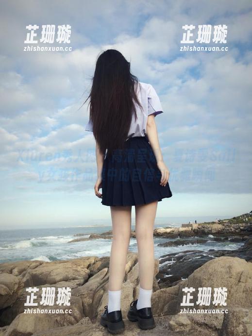 Xiuren秀人网 - 高清呈现：夏诗雯Sally女孩作品集中的自信与优雅瞬间