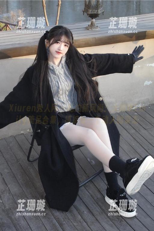 Xiuren秀人网 - 私拍新风尚：大琪琪Emily美足合集，捕捉每一个动人的姿态