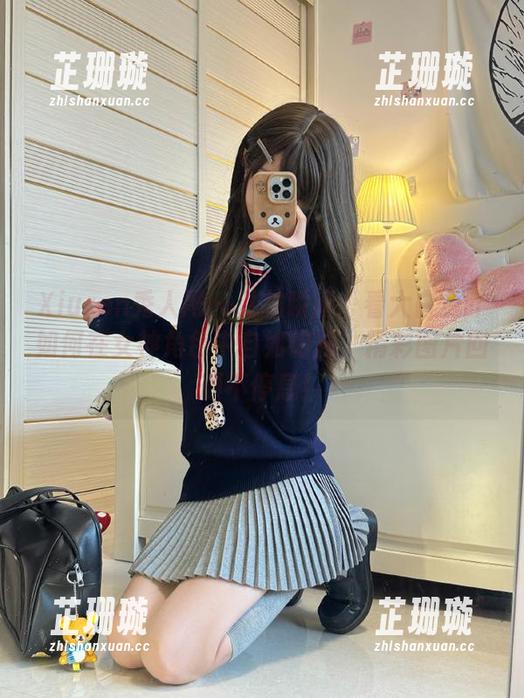 Xiuren秀人网 - 私拍瞬间：看大白兔吖如何在女神角色中自如切换，精彩图片回顾不停息！