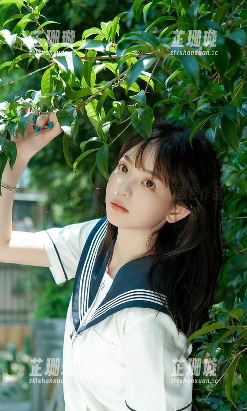 Xiuren秀人网 - 探索文静儿的黑色作品，体验那些让人心动的美图瞬间