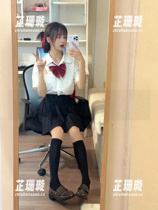Xiuren秀人网 - 一起领略梦心月女孩的无尽风情，免费的图集等你来下载欣赏