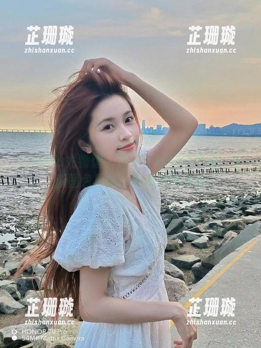 YouWu尤物馆 - 冷不丁的纯白优雅：全新图包更新，展现独特美感