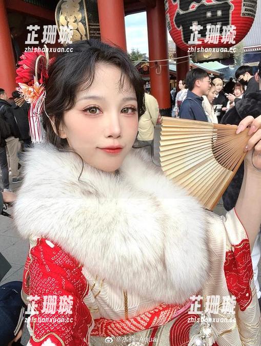 aqua水淼带你进入JKcos的奇幻世界，精彩写真等你下载！