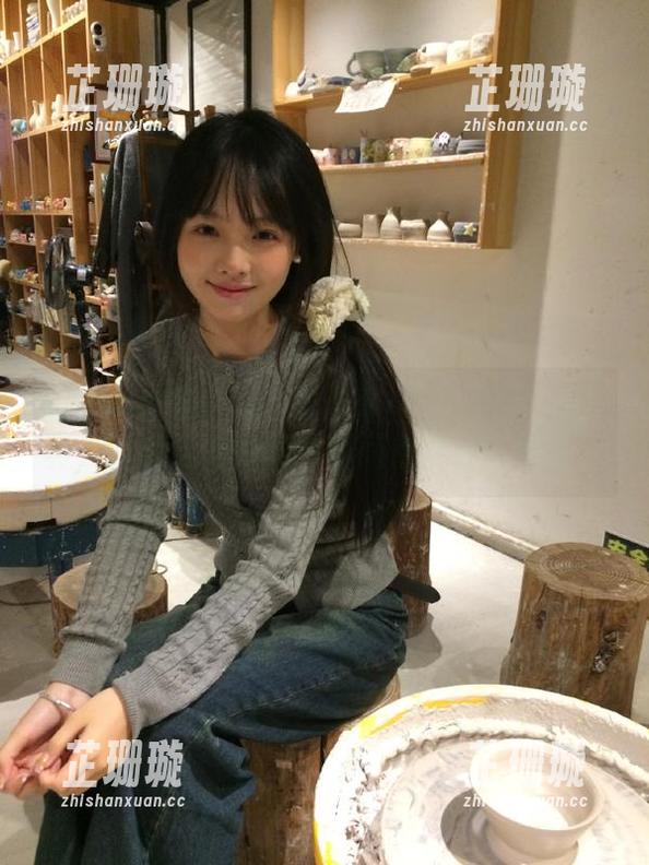 beautyleg - 一起观看Jenny的红裙写真，充满活力的图片瞬间点燃你的心情！