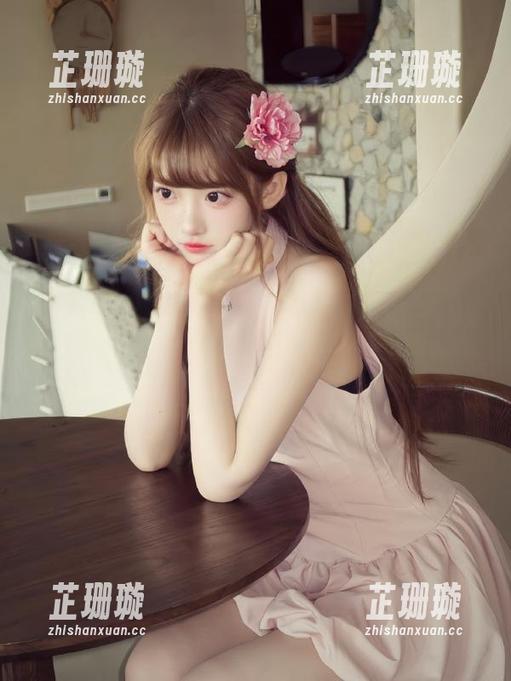 beautyleg - 高清分享：探秘Lynn油亮写真背后的故事与创作灵感