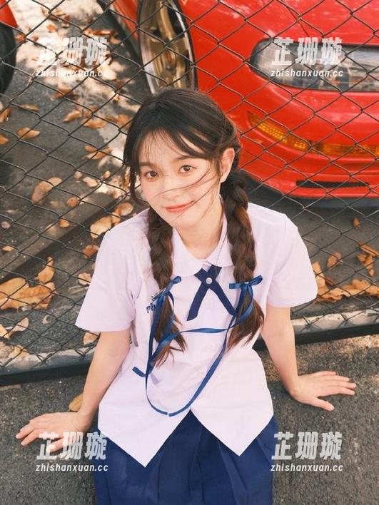 beautyleg - 欢迎在线探索Miga的居家写真原图，感受她生活的每一瞬间