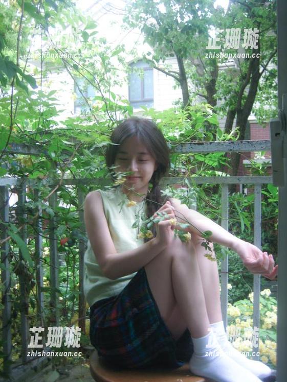beautyleg - 领略Ruby黑色的魅力：全集下载，尽享博主高质写真艺术！