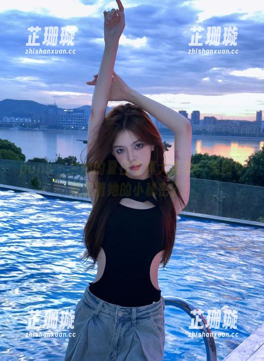 pans - 兰心的夏日写真大荟萃：美图中竟藏着她的小秘密？！