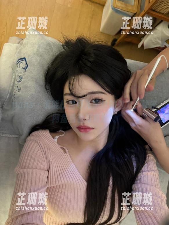 pans - 谁能抵挡可儿黑丝的魅力？快来网盘看看写真吧！