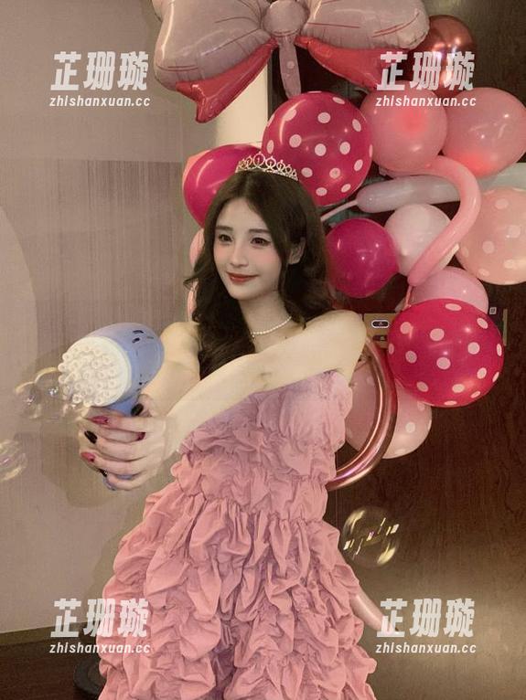 pans - 紫萱写真更新，秘密流露之间尽显她内心的无限可能