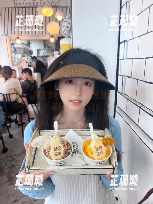 丽柜 - 用文欣校园写真图库分享，打开青春记忆的大门！