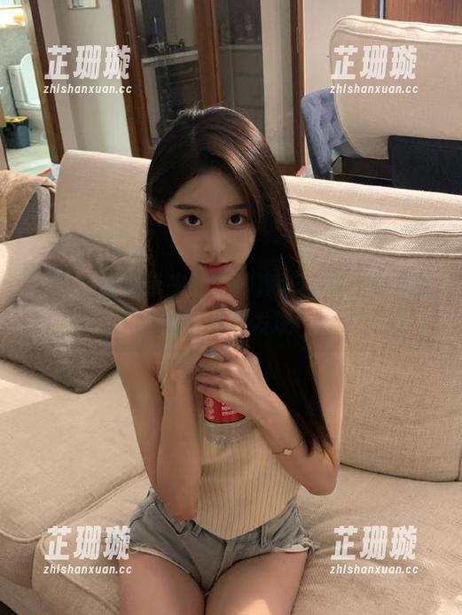 丽柜 - 潘潘带来的婚纱魔法图库，资源美图等你来发现!