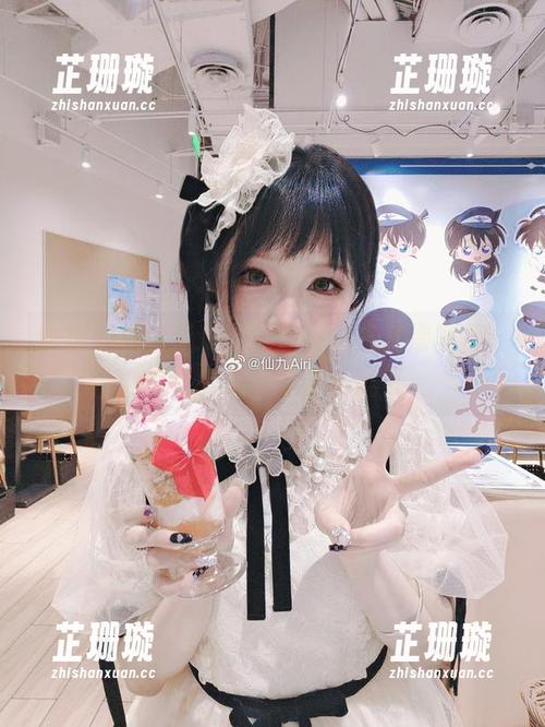 仙九Airi如梦似幻的明日方舟高清写真，勾勒出绝妙的艺术风景