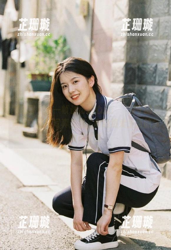 微密圈 - 每一帧都动人心弦：“保守的二舅妈”怼镜写真美图，献给热爱生活的你敬请欣赏