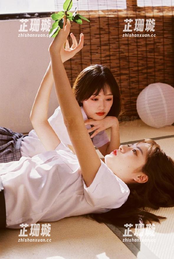 克拉女神 - 吕佳双人写真重磅登场，原图更新带你感受青春的气息！