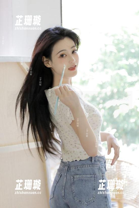 红苹果和双马尾，一场视觉盛宴，兔玩映画的图包等你欣赏！