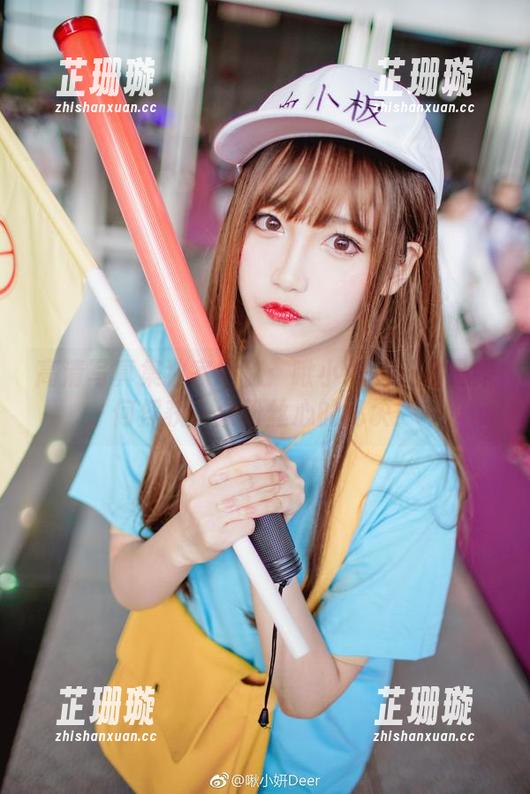 高清写真集独家揭秘：啾小妍的长腿是如何俘获一众粉丝心的秘诀！
