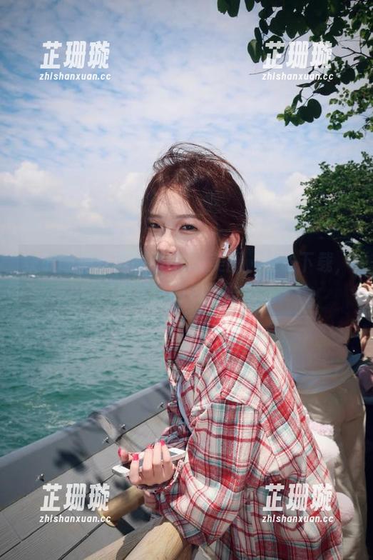 喵糖映画 获取喵糖映画制服OL超美图,轻松下载,满足你的视觉需求