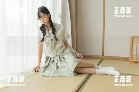 壹吻映画 - 嘟嘟与黑丝的完美碰撞，尽在美图汇集的照片中感受无与伦比的魅力！