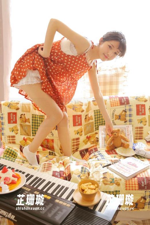 头条女神 - 高清展现“语溪”身着和服的华美套图，传统与时尚的完美结合