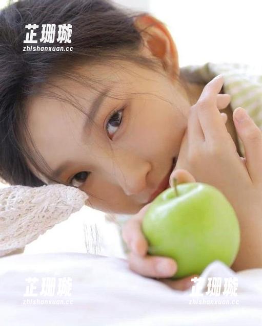 微密圈 - 发现“女刺客”的运动内衣写真，原图与套图大放异彩