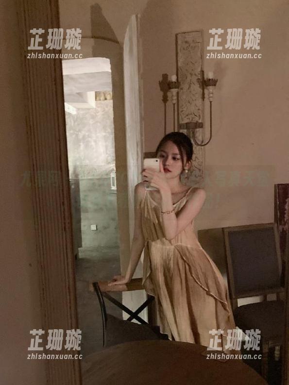 尤果网 - 毛COCO女王带你进入写真天堂，快来下载她的精彩作品！