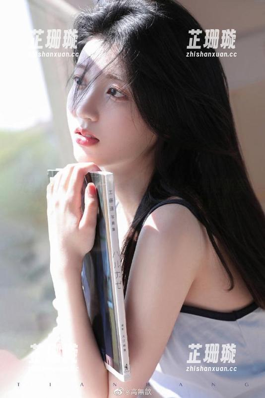 尤物馆 - 陆萱萱Cecilia厨娘持续更新美图，感受菜肴中的艺术与生活美学