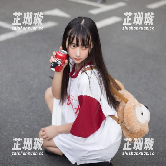尤蜜荟 - 新鲜出炉！玥儿玥er泳衣作品强势登陆网盘，别错过这份视觉盛宴！