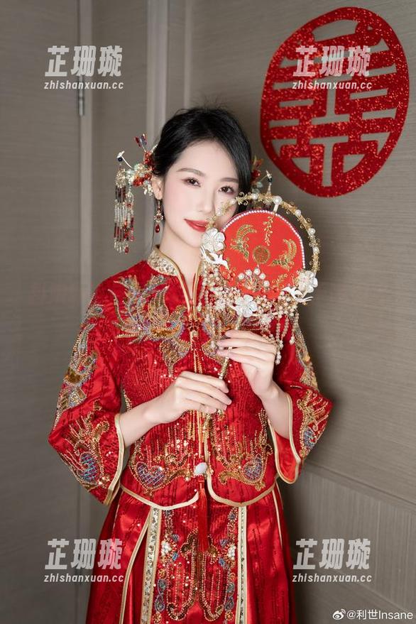 抖娘利世与不呆猫女仆：一场关于高清写真与可爱的邂逅