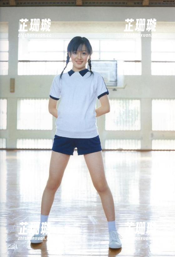 最新写真上线！抱走莫子魅魔带来的视听冲击与艺术享受